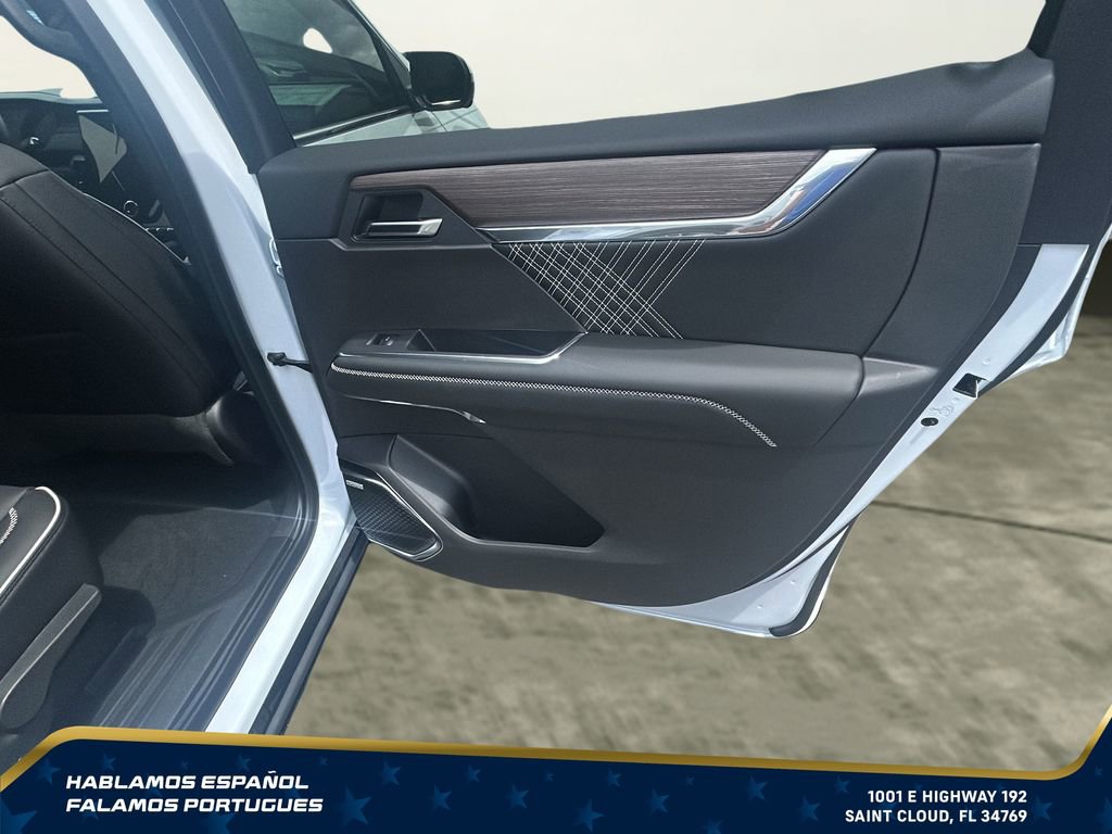 New 2026 GMC Acadia Denali w/ Super Cruise Package FWD image 28
