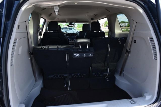 Used 2021 Chrysler Pacifica Touring-L FWD image 27