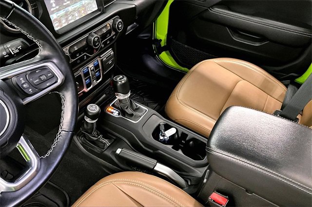 Used 2021 Jeep Wrangler Unlimited Sahara w/ Safety Group image 13