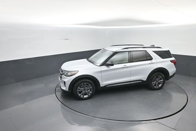 Certified 2025 Ford Explorer Active w/ Active Comfort Package AWD/4WD image 27