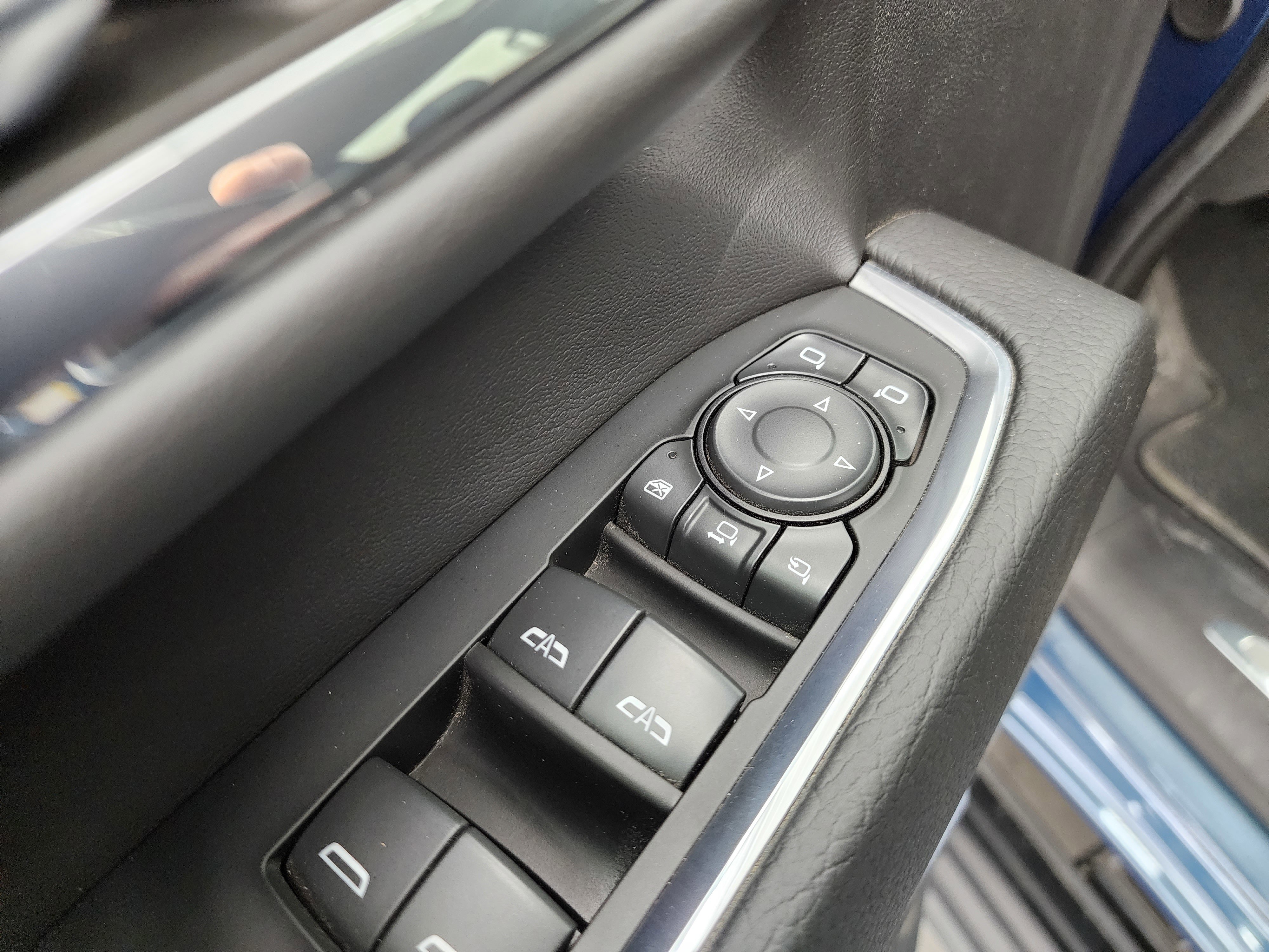 Used 2024 GMC Sierra 2500 Denali w/ Denali Reserve Package image 46