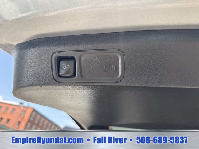 Used 2024 Ford Expedition Limited AWD/4WD image 7