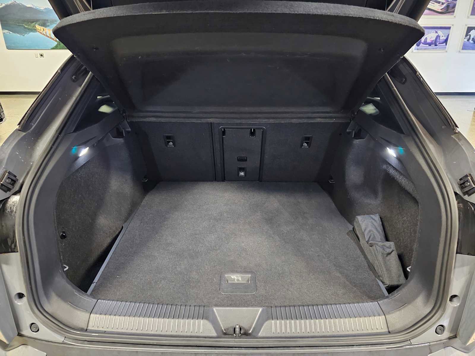 Used 2023 Volkswagen ID.4 Pro S image 15