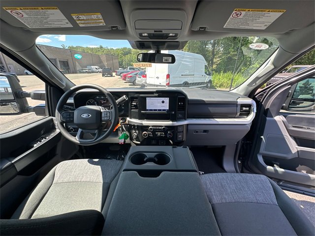 New 2025 Ford F350 XLT w/ FX4 Off-Road Package image 16
