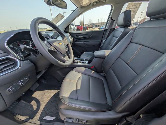 Used 2024 Chevrolet Equinox Premier image 13