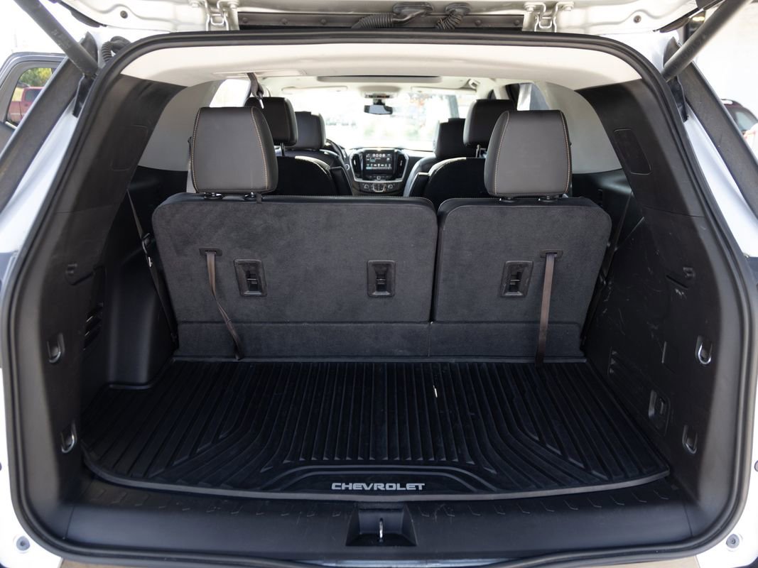Used 2019 Chevrolet Traverse Premier w/ Redline Edition FWD image 17