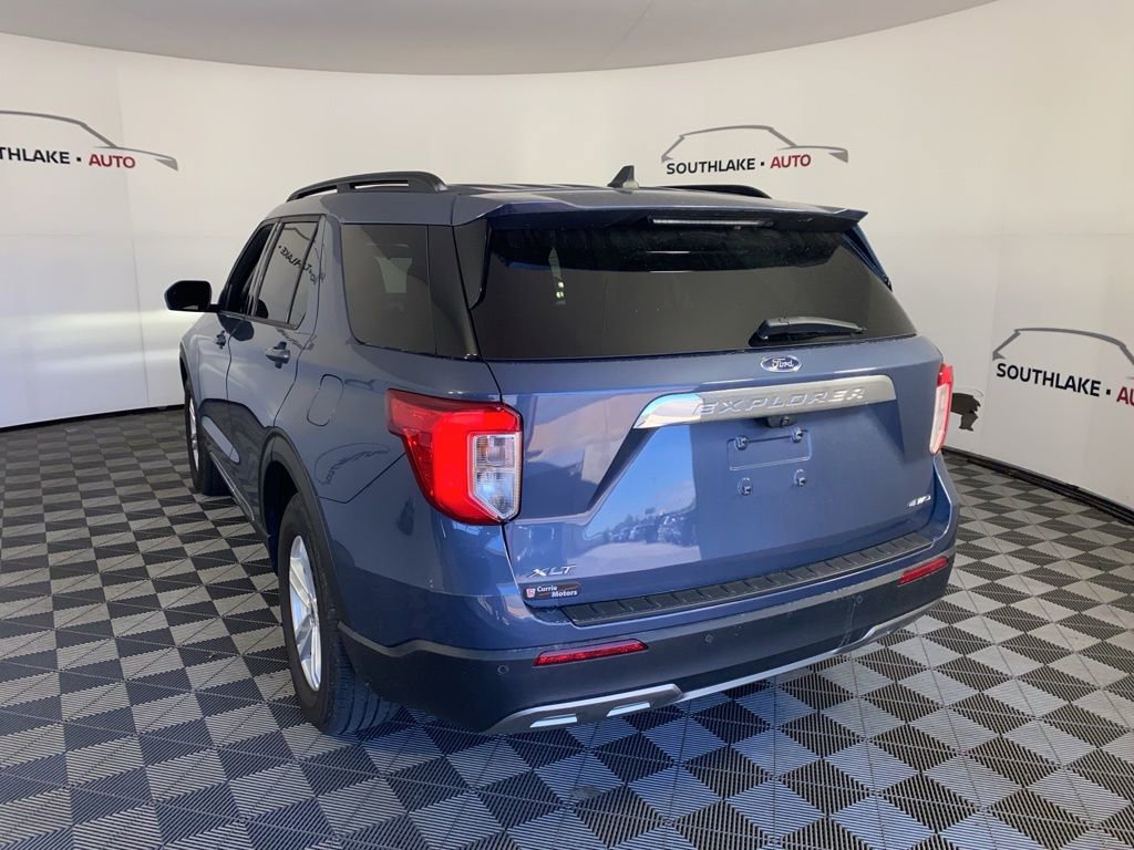 Used 2021 Ford Explorer XLT w/ Equipment Group 202A AWD/4WD image 7