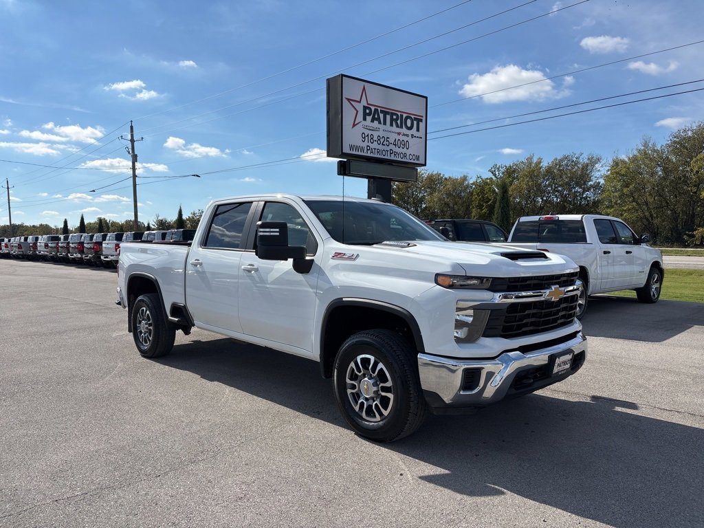 Used 2024 Chevrolet Silverado 2500 LT