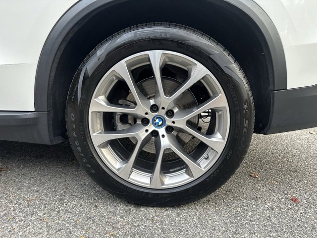 Used 2023 BMW X5 xDrive45e image 29