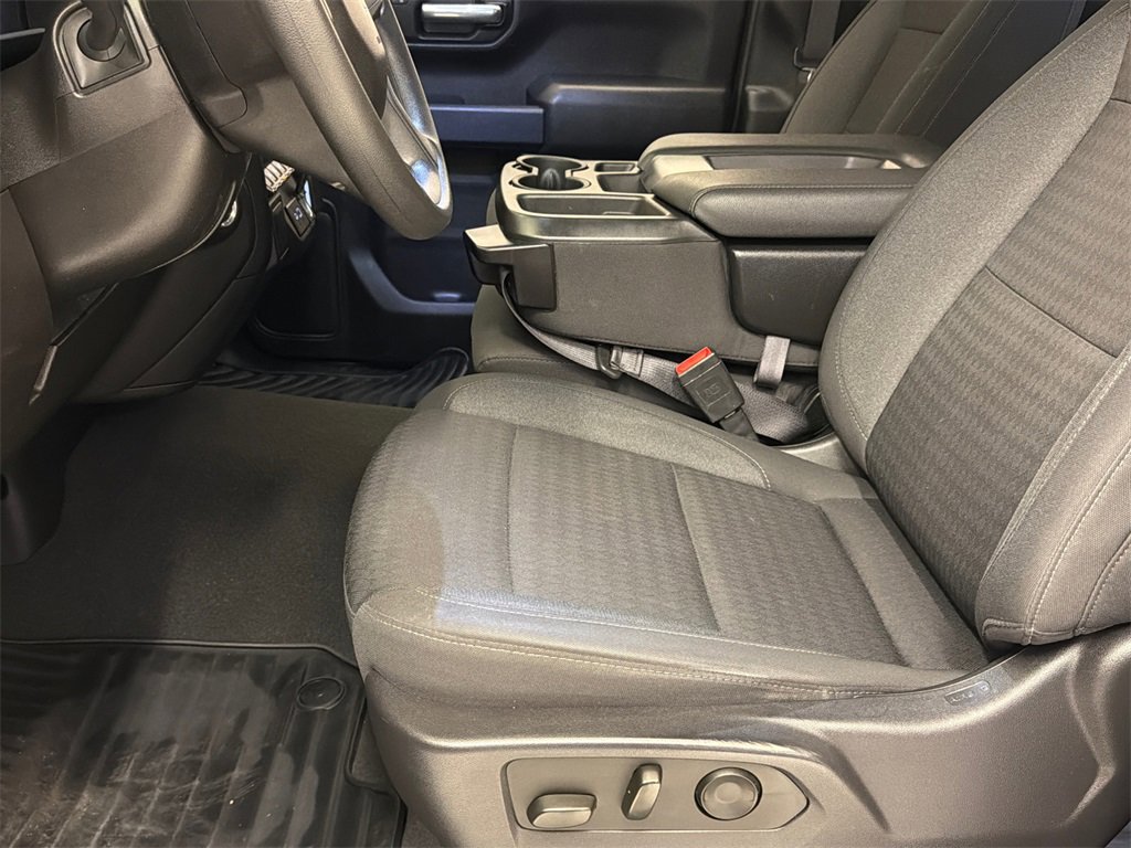 Used 2022 Chevrolet Silverado 1500 Custom image 19