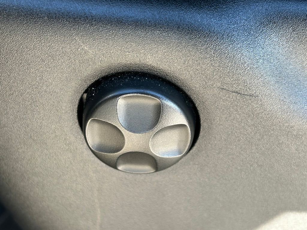 Used 2025 Dodge Durango GT image 26