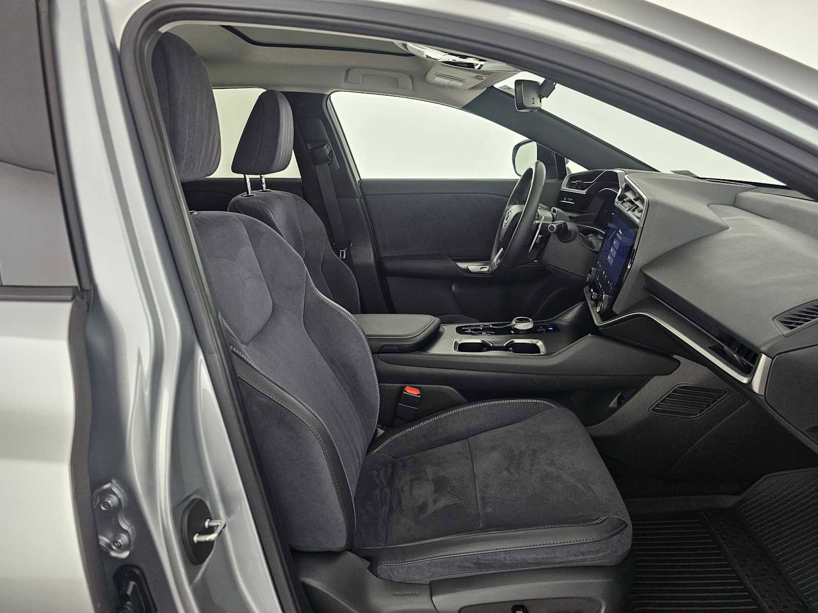 Certified 2023 Lexus RZ 450e Luxury w/ Accessory Package (2T) image 10