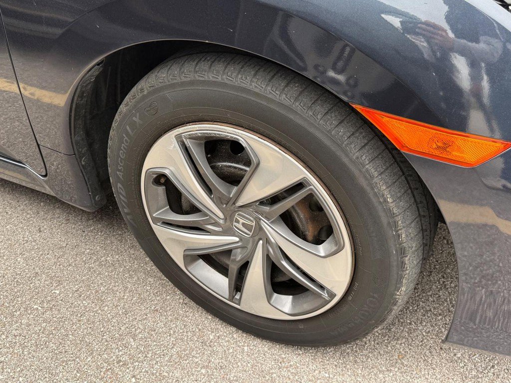 Used 2019 Honda Civic LX image 5