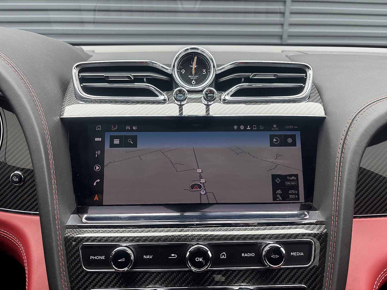 Used 2022 Bentley Bentayga image 19