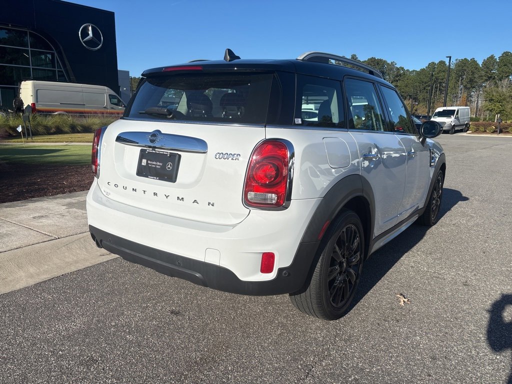 Used 2019 MINI Cooper Countryman w/ Premium Package image 4