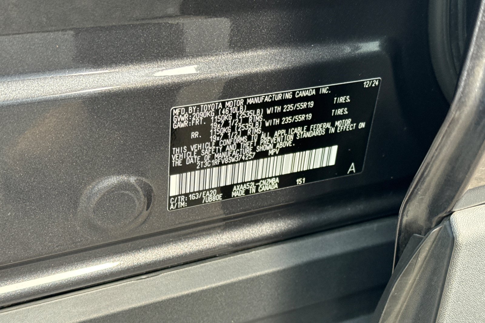 Used 2025 Toyota RAV4 XLE Premium w/ Weather Package FWD image 34
