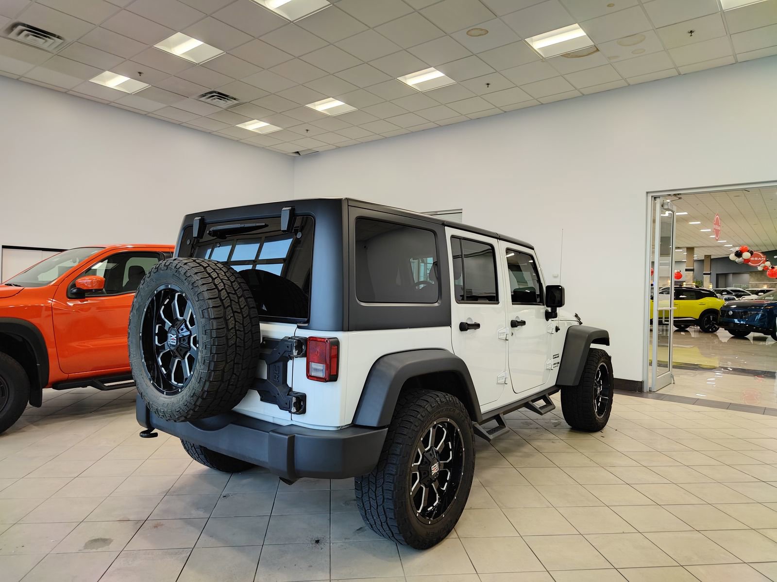 Used 2018 Jeep Wrangler Unlimited Sport S image 3