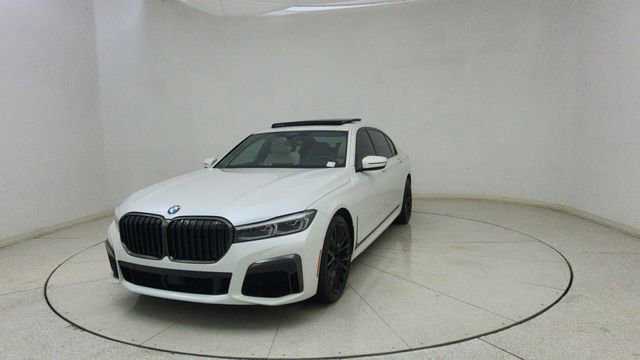 Used 2022 BMW 740i w/ M Sport Package image 68