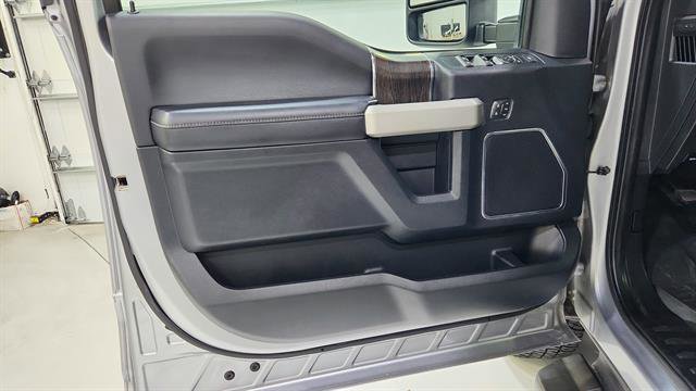 Used 2020 Ford F350 Lariat w/ Lariat Ultimate Package image 21
