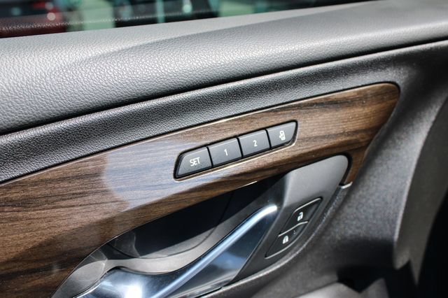 Used 2019 GMC Terrain Denali w/ Comfort Package FWD image 12