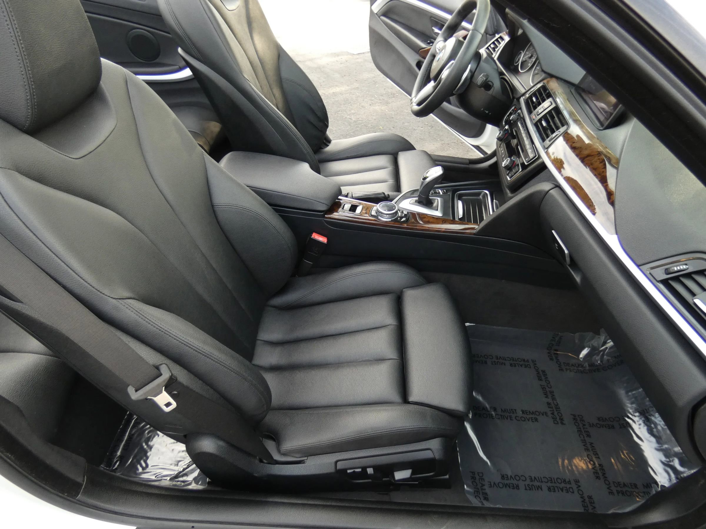 Used 2014 BMW 428i Convertible image 28