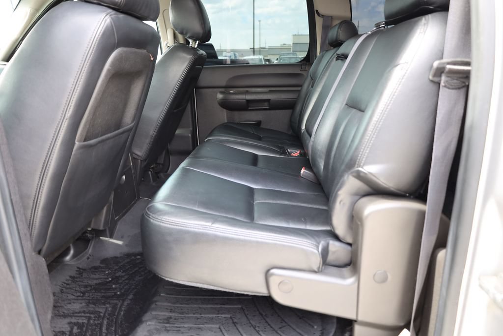 Used 2011 Chevrolet Silverado 1500 LT w/ All-Star Edition AWD/4WD image 17