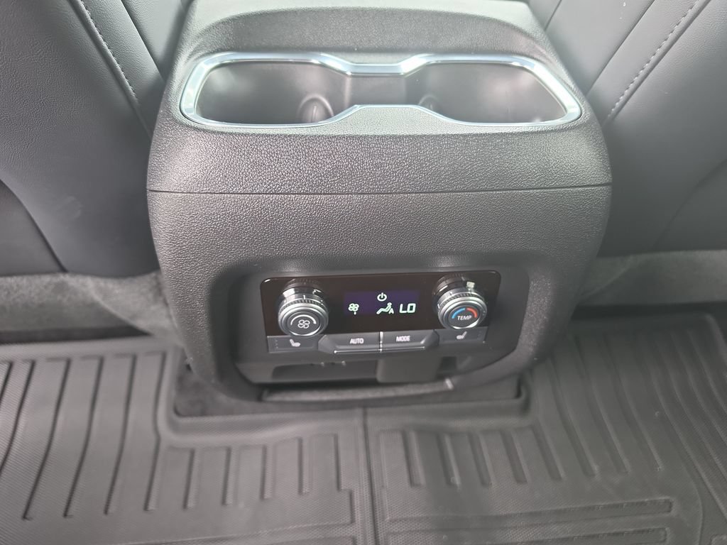 Certified 2025 GMC Acadia Denali w/ Super Cruise Package FWD image 19