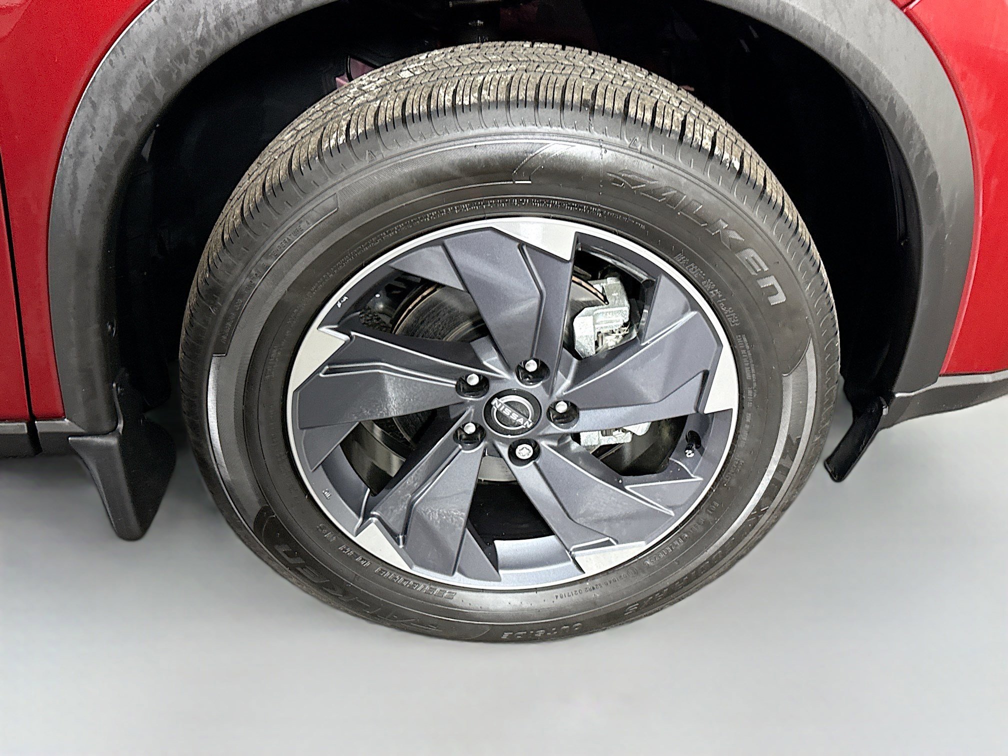 Used 2026 Nissan Rogue SV image 32