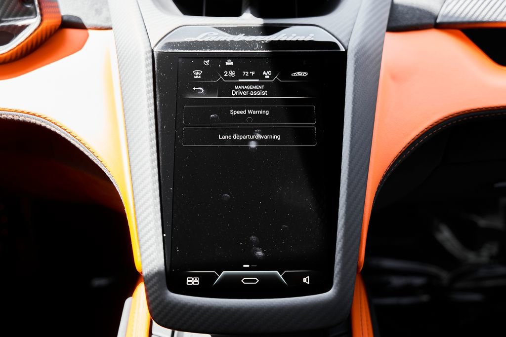 Used 2024 Lamborghini Revuelto AWD/4WD image 68