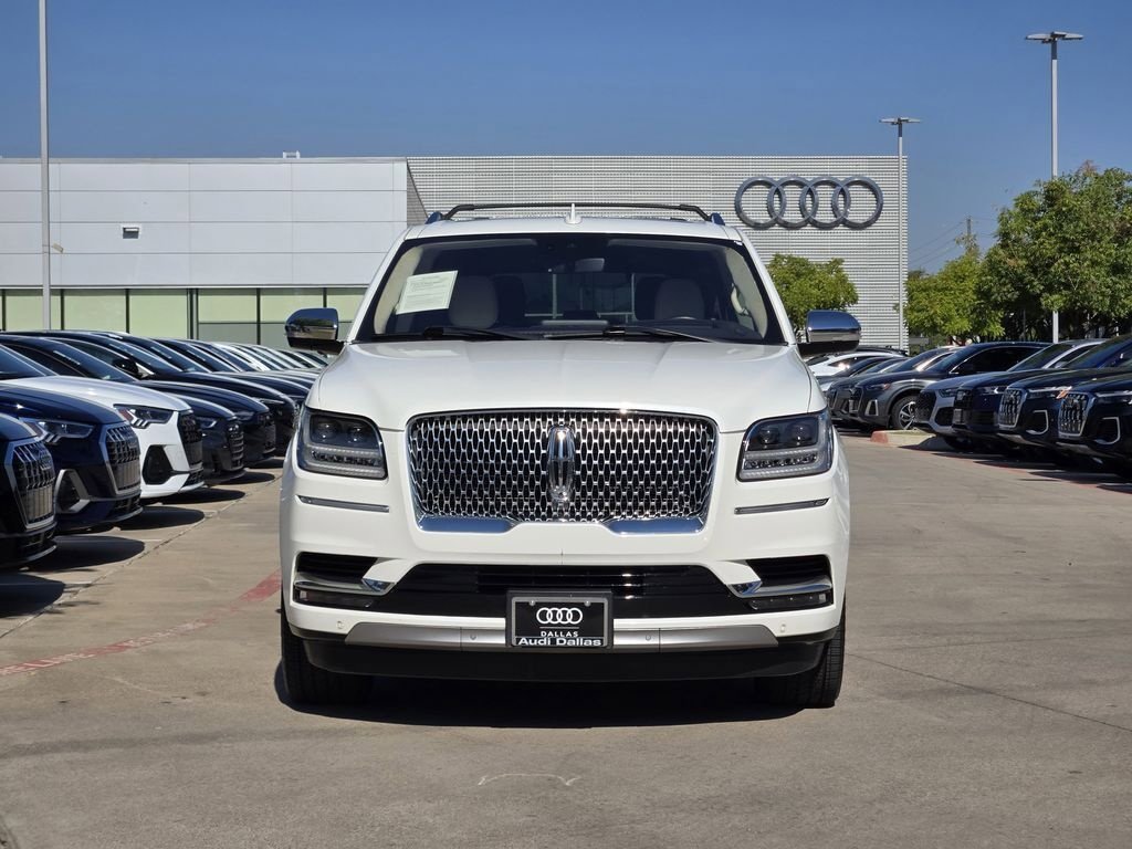 Used 2020 Lincoln Navigator Black Label w/ Cargo Convenience Package image 3