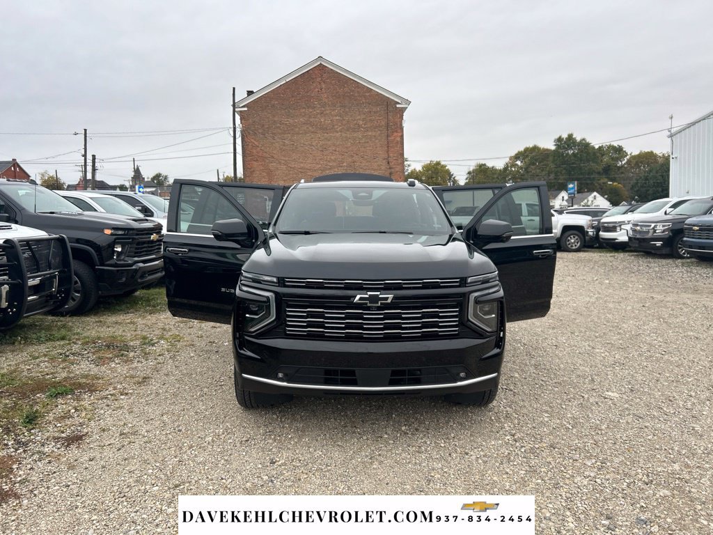 Used 2026 Chevrolet Suburban High Country w/ Sun And Tow Package AWD/4WD image 9