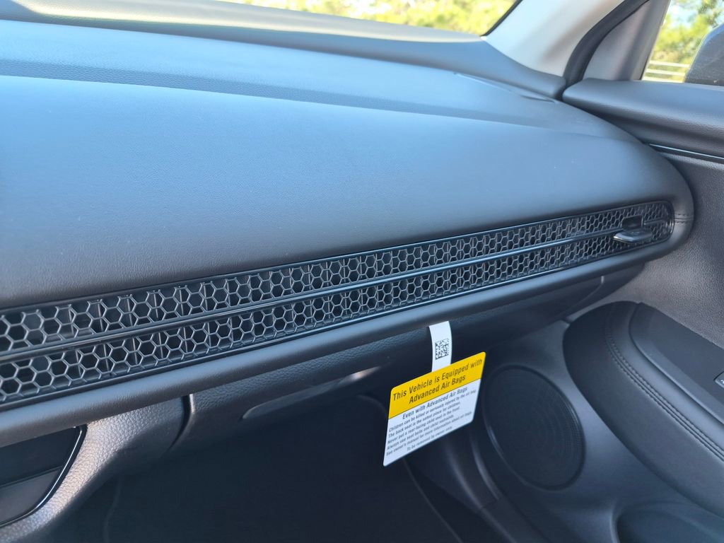 New 2025 Honda HR-V LX image 12