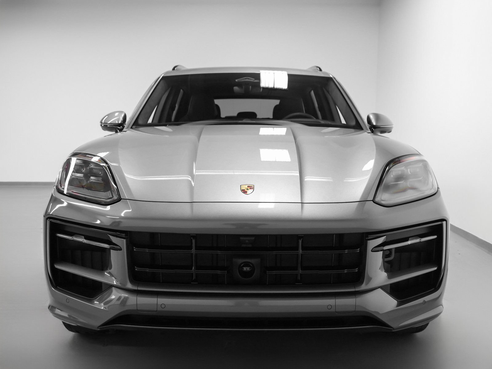 New 2026 Porsche Cayenne GTS AWD/4WD image 8