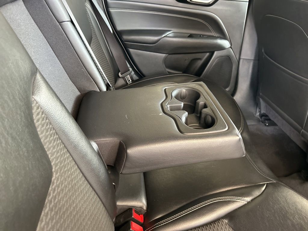 Used 2023 Jeep Compass Altitude image 30