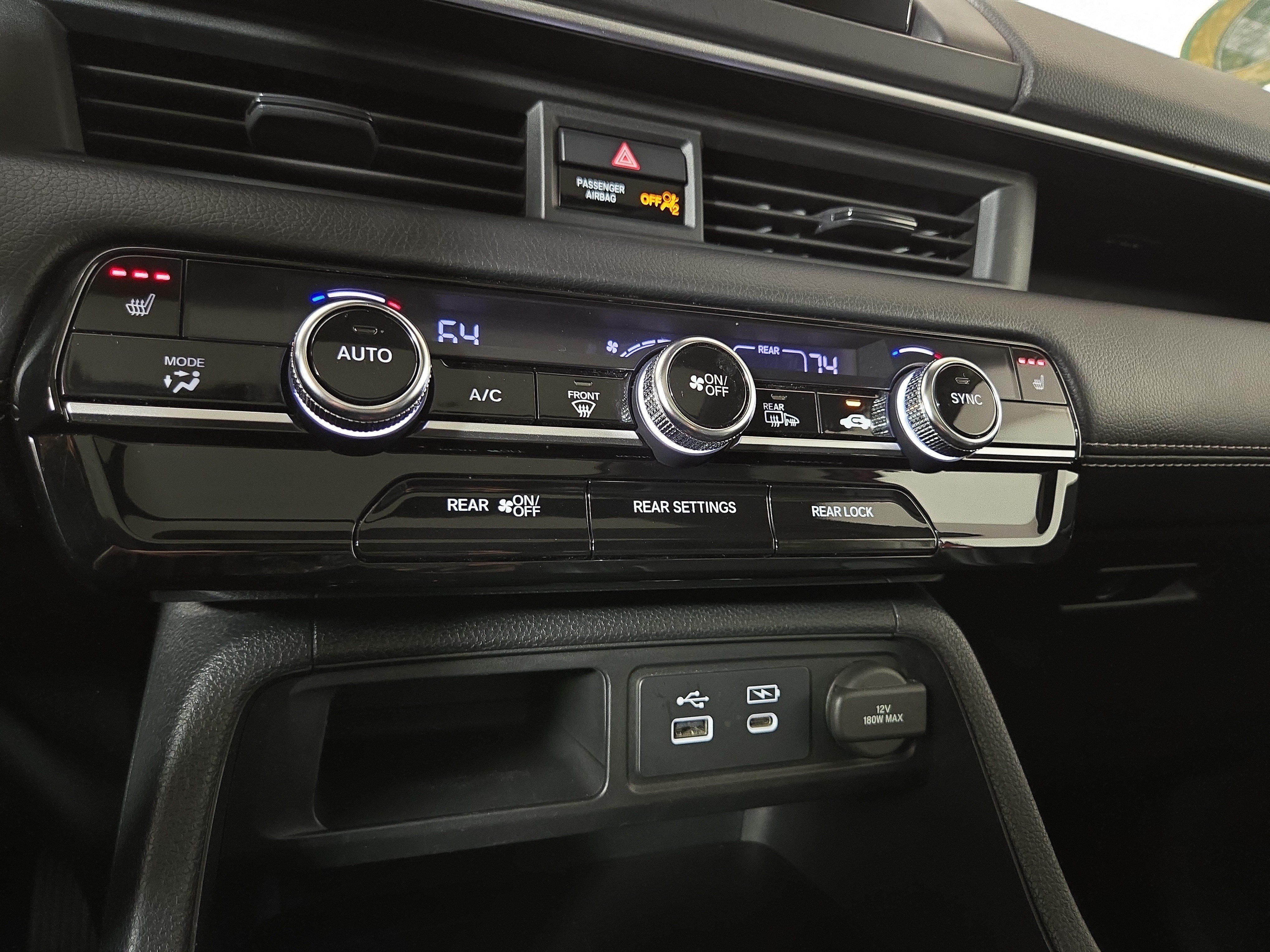 Used 2023 Honda Pilot Touring image 29