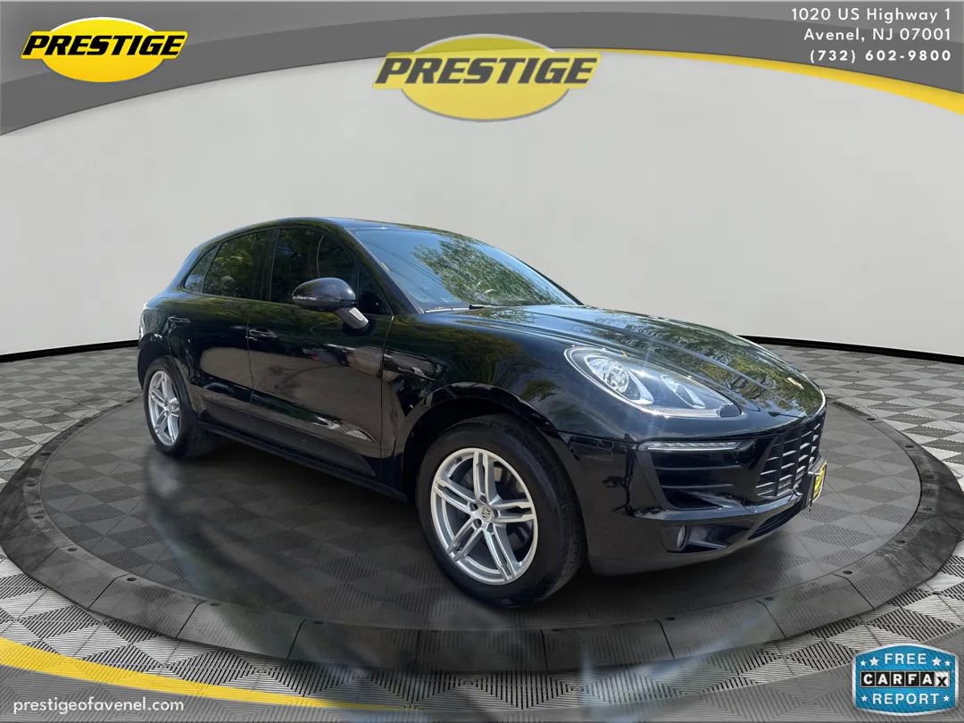 Used 2018 Porsche Macan Sport Edition AWD/4WD image 3