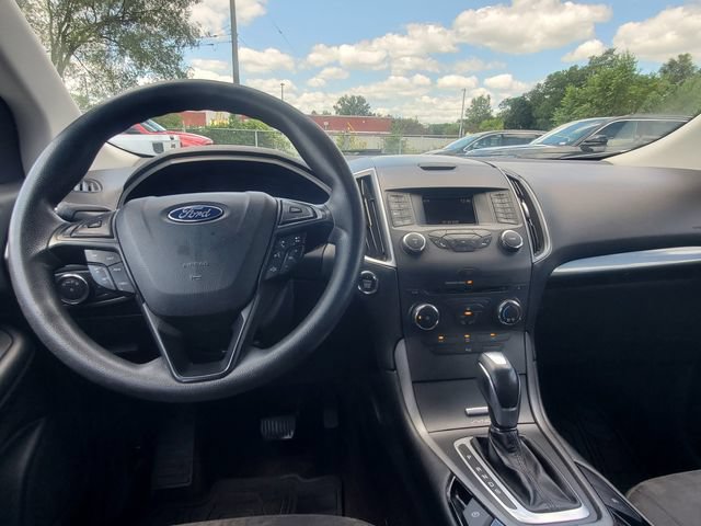 Used 2016 Ford Edge SE FWD image 16