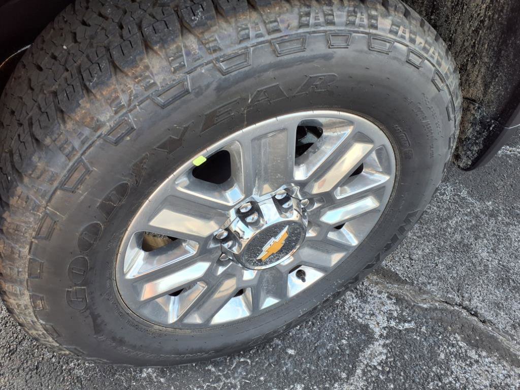 New 2025 Chevrolet Silverado 2500 High Country w/ High Country Premium Package image 8