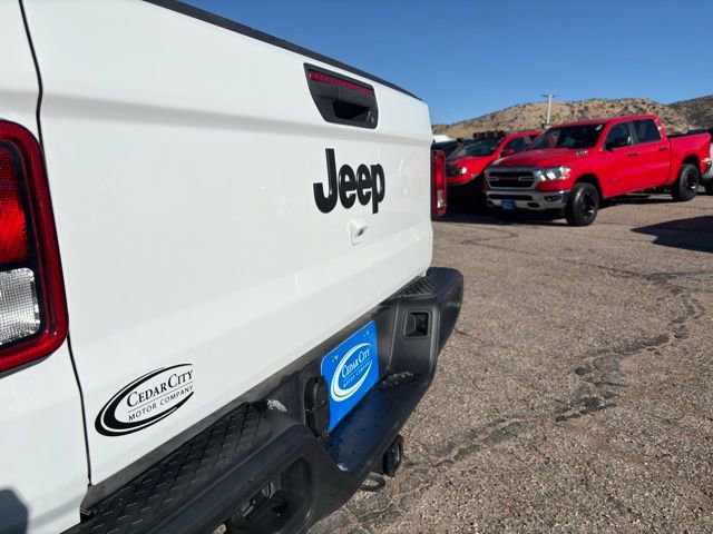Used 2023 Jeep Gladiator Willys image 19