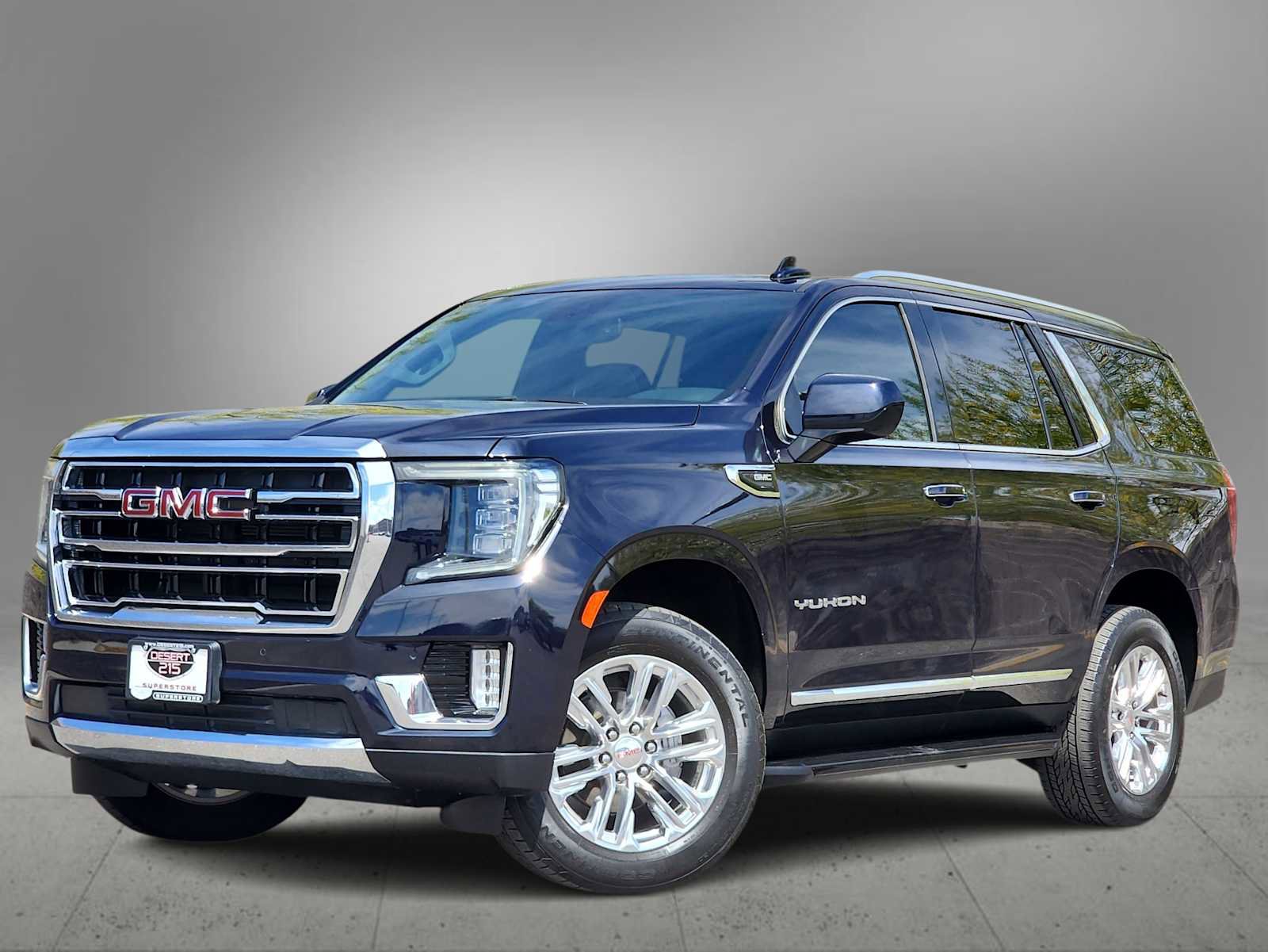 Used 2023 GMC Yukon SLT image 1