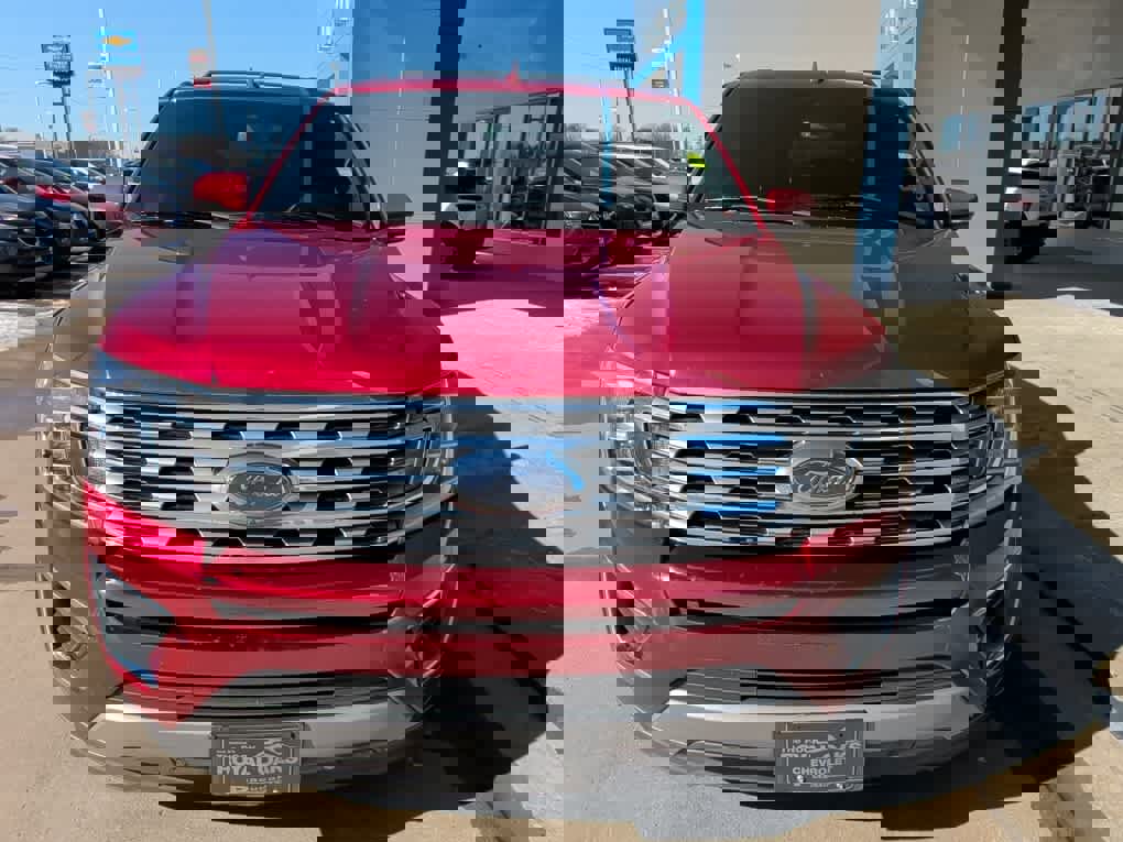 Used 2021 Ford Expedition Limited image 4
