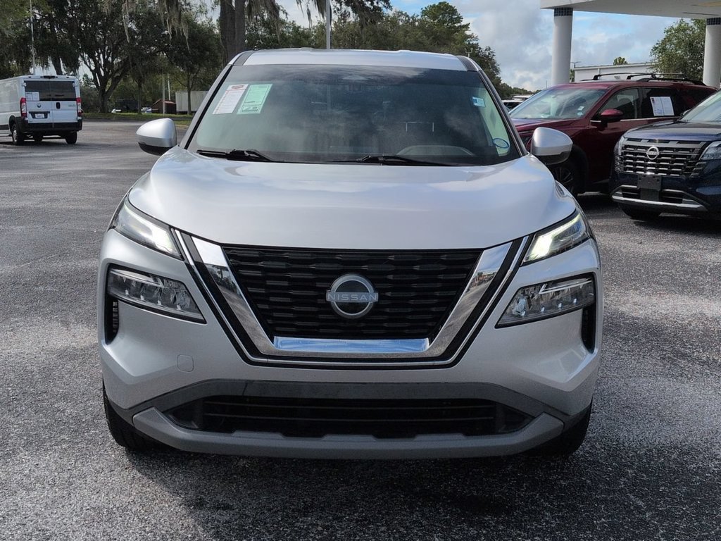 Used 2022 Nissan Rogue SV FWD image 9