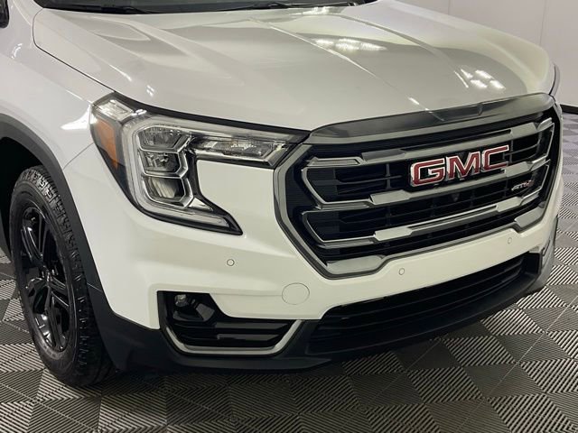Used 2024 GMC Terrain AT4 w/ Infotainment Package II AWD/4WD image 10