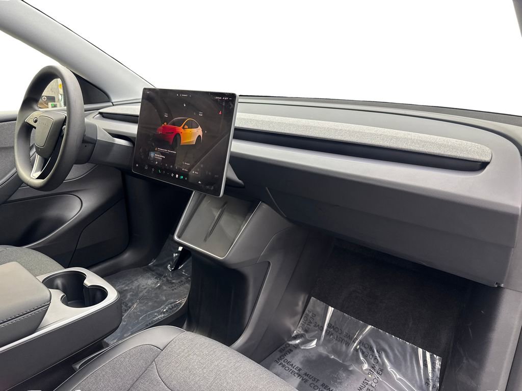 Used 2026 Tesla Model Y 2WD image 49