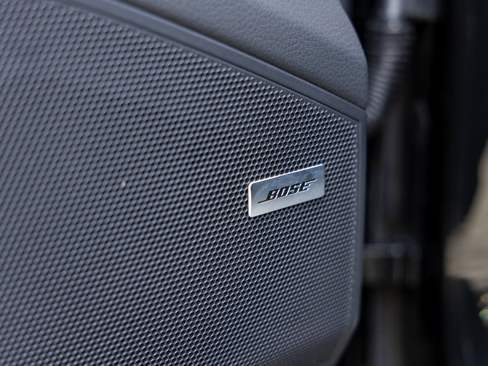 Certified 2025 Porsche Cayenne image 24