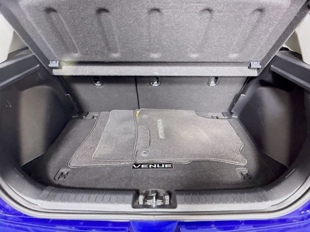 Certified 2024 Hyundai Venue SEL image 29