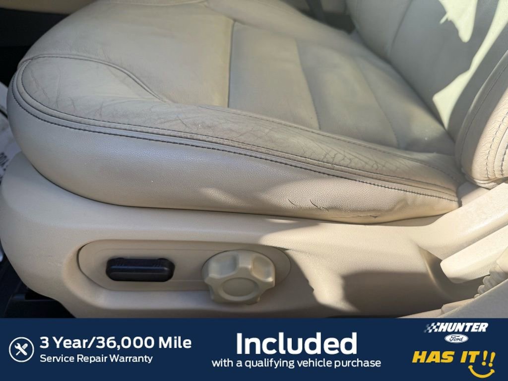 Used 2016 Ford Taurus SEL w/ Equipment Group 201A image 4