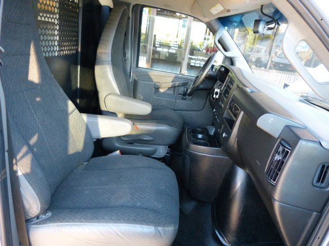 Used 2023 GMC Savana 2500 4.3L V6 GAS*2500*135 WB*FACTO w/ Driver Convenience Package image 24