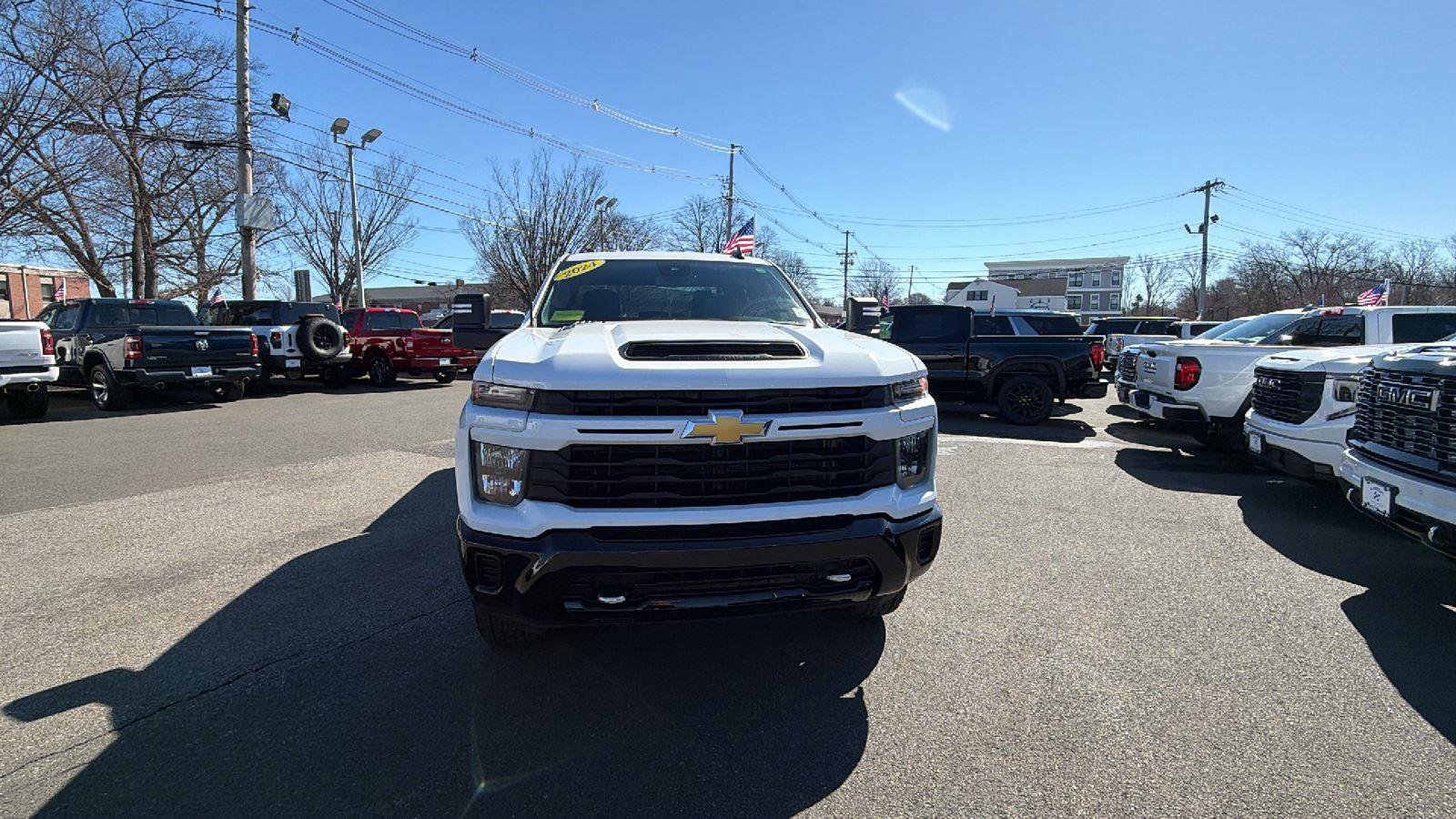 Certified 2024 Chevrolet Silverado 2500 Custom w/ Custom Value Package image 2