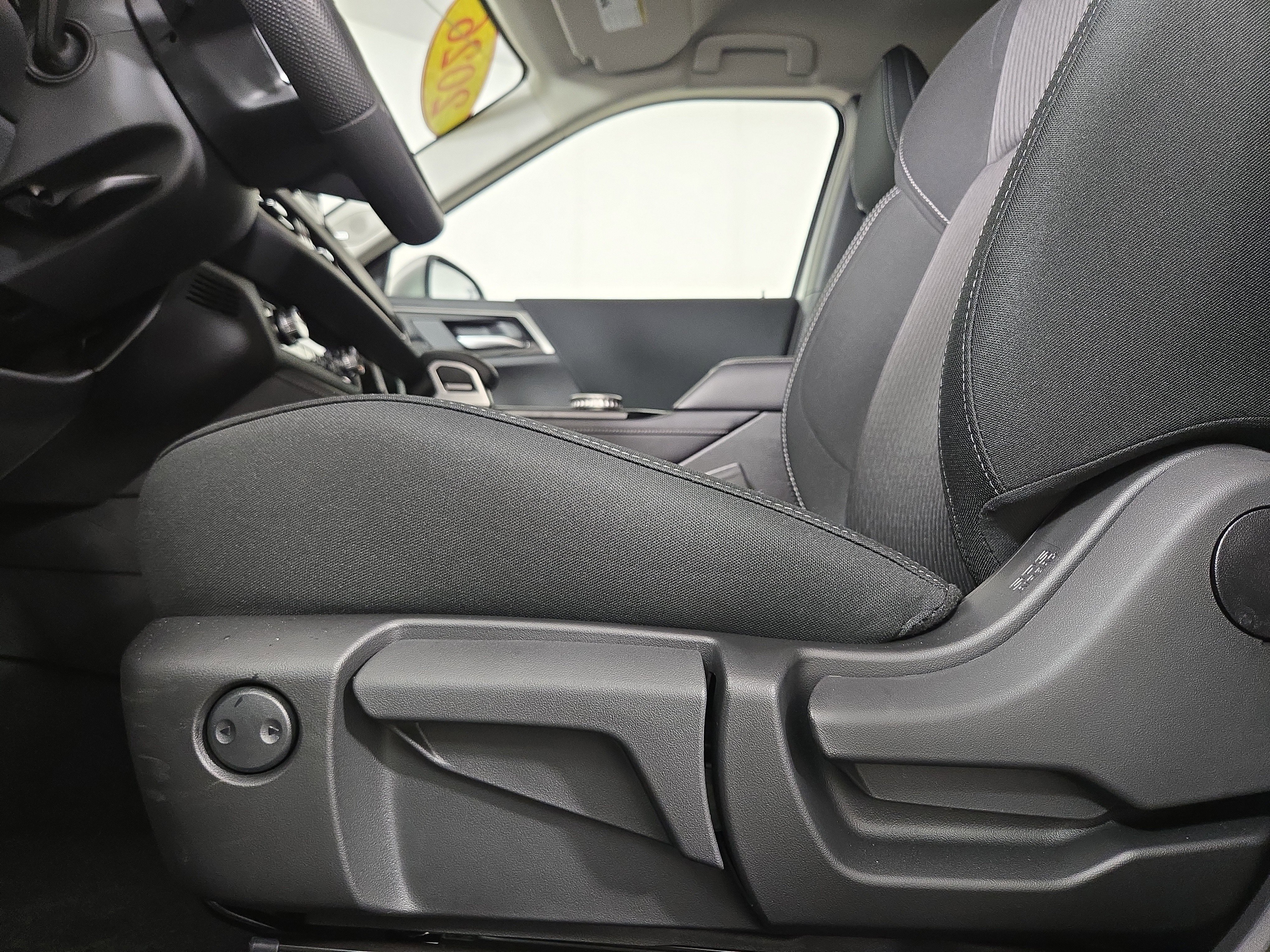 New 2026 Mitsubishi Outlander ES image 30